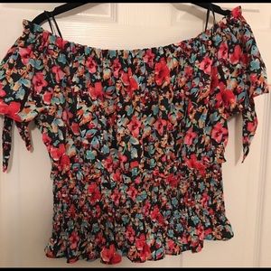 Women’s top by Zara basic